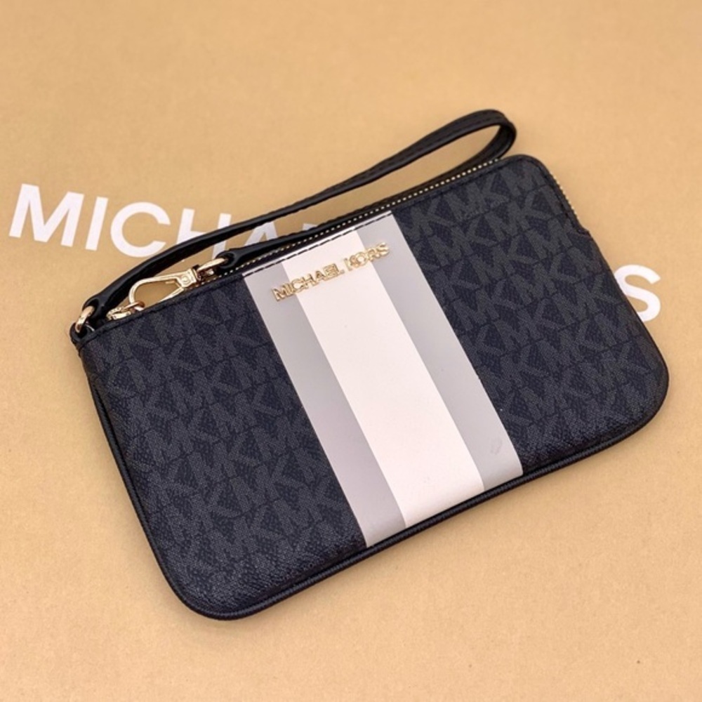 Michael Kors Jet Set LG TZ Wristlet MK Black Multi